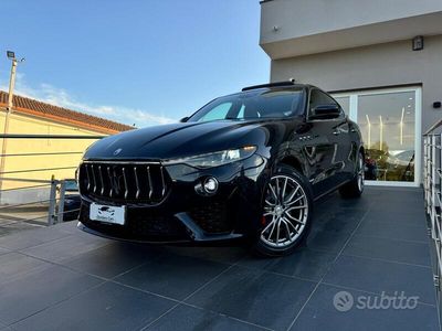 Usata Maserati Levante 250 CV (183 kW) 2019 Nero SUV