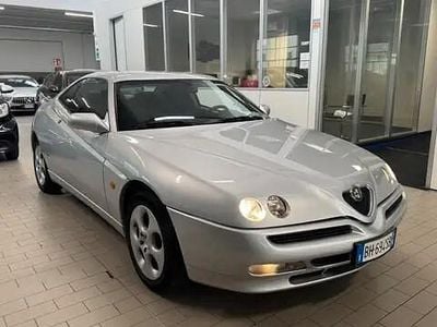 Usata Alfa Romeo GTV 144 CV (105 kW) 2000 Other Coupé