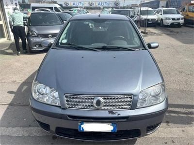 Usata Fiat Punto 60 CV (44 kW) 2005 Grigio Utilitaria