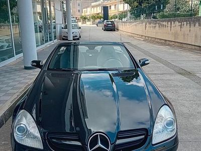 Usata Mercedes SLK200 163 CV (119 kW) 2006 Nero Cabrio