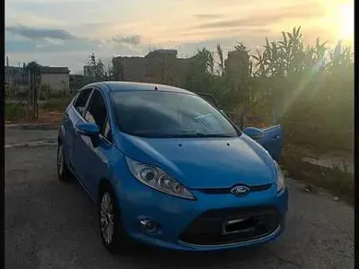 Usata Ford Fiesta 68 CV (50 kW) 2010 Berlina