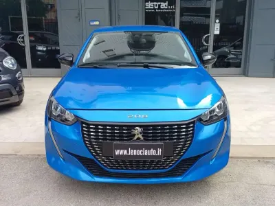 Usata Peugeot 208 Allure 75 CV (55 kW) 2022 Other Utilitaria