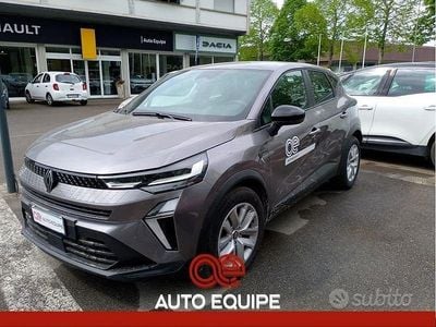 Nuova Renault Captur Evolution 101 CV (74 kW) 2025 Grigio SUV