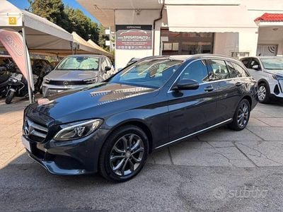 Usata Mercedes C220 Premium 170 CV (125 kW) 2015 Grigio Station wagon