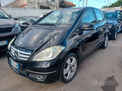 Usata Mercedes A180 Avantgarde 109 CV (80 kW) 2009 Nero Berlina