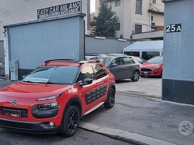 Usata Citroën C4 Cactus PureTech 82 CV (60 kW) 2016 Rosso Utilitaria