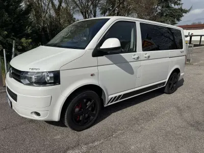 Usata VW Multivan Highline 179 CV (131 kW) 2011 Monovolume