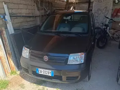 Usata Fiat Panda 69 CV (50 kW) 2005 Nero Utilitaria