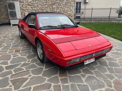 Usata Ferrari Mondial 300 CV (220 kW) 1989 Rosso Cabrio