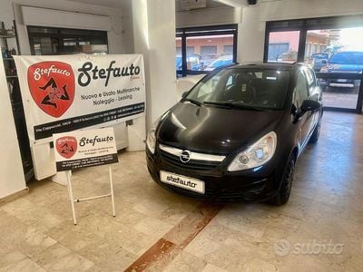 Usata Opel Corsa Cosmo 75 CV (55 kW) 2009 Nero Utilitaria