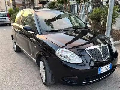 Usata Lancia Ypsilon