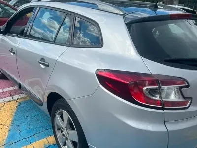 Usata Renault Mégane III 98 CV (72 kW) 2009 Utilitaria