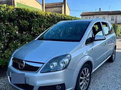 Usata Opel Zafira 105 CV (77 kW) 2006 Grigio Monovolume