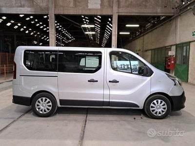 Usata Renault Trafic 120 CV (88 kW) 2021 Grigio Monovolume