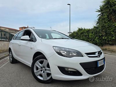 Usata Opel Astra Cosmo 110 CV (80 kW) 2016 Bianco Station wagon