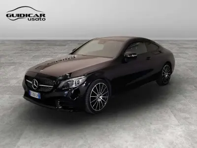 Usata Mercedes C220 Premium 194 CV (142 kW) 2018 Nero Coupé