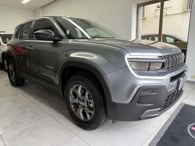 Usata Jeep Avenger 101 CV (74 kW) 2024 Grigio SUV