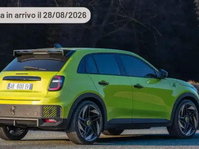 Nouvelle Abarth 600e Competizione 105 kW (143 ch) 2025 Argent SUV
