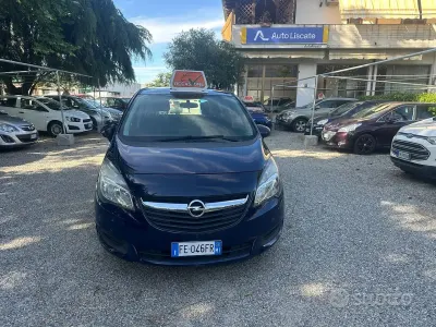 Usata Opel Meriva Innovation 101 CV (74 kW) 2016 Blu Monovolume