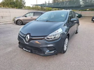Usata Renault Clio IV Zen 90 CV (66 kW) 2018 Grigio Berlina