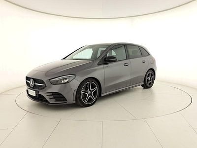 Grigio Usata 2022 Mercedes B200 Premium Monovolume | 25.900 € (Buon prezzo)