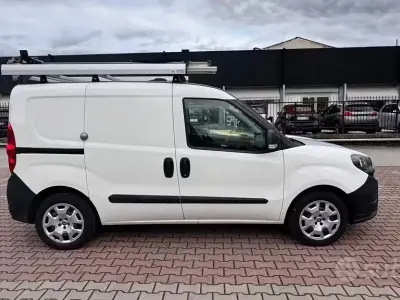 Usata Fiat Doblò Easy 120 CV (88 kW) 2021 Bianco Monovolume