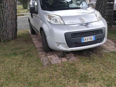 Usata Fiat Qubo Trekking 75 CV (55 kW) 2012 Grigio Monovolume