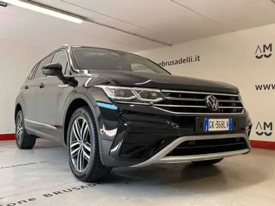 Usata VW Tiguan Allspace Elegance 150 CV (110 kW) 2022 Nero SUV