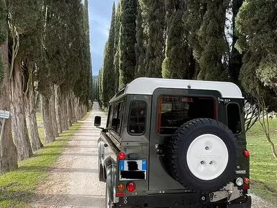 Occasion Land Rover Defender 122 ch (89 kW) 2009 Vert SUV