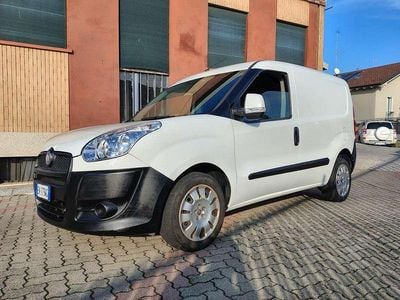 Usata Fiat Doblò Emotion 120 CV (88 kW) 2013 Bianco Monovolume