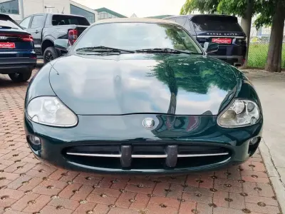 Occasion Jaguar XK8 284 ch (208 kW) 1997 Vert Cabriolet