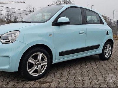 Usata Renault Twingo Intens 73 CV (53 kW) 2019 Blu Utilitaria