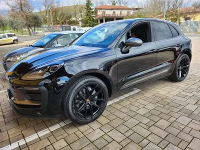 Usata Porsche Macan 265 CV (194 kW) 2023 Nero SUV