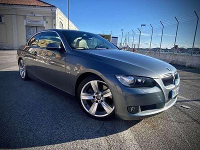 Usata BMW 325 Cabriolet 218 CV (160 kW) 2007 Grigio Cabrio
