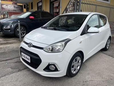 Usata Hyundai i10 69 CV (50 kW) 2017 Bianco Utilitaria