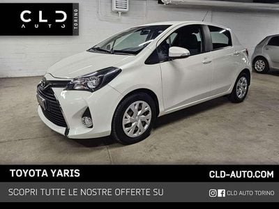 Usata Toyota Yaris 90 CV (66 kW) 2015 Bianco Berlina