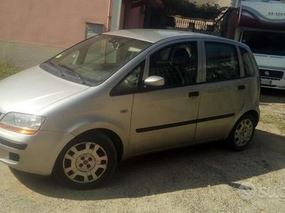 Usata Fiat Idea 77 CV (56 kW) 2005 Grigio Monovolume