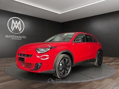 Nuova Fiat 600 101 CV (74 kW) 2026 Rosso pastello SUV