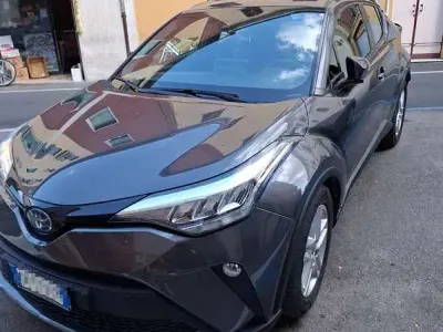 Usata Toyota C-HR
