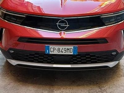 Usata Opel Mokka 136 CV (100 kW) 2023 Rosso SUV