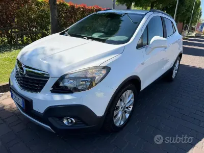 Usata Opel Mokka Cosmo 140 CV (102 kW) 2016 Bianco SUV