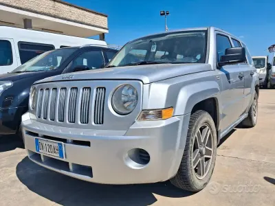 Usata Jeep Patriot 140 CV (102 kW) 2009 Grigio SUV