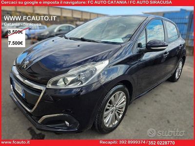 Usata Peugeot 208 Access 85 CV (62 kW) 2016 Blu Utilitaria