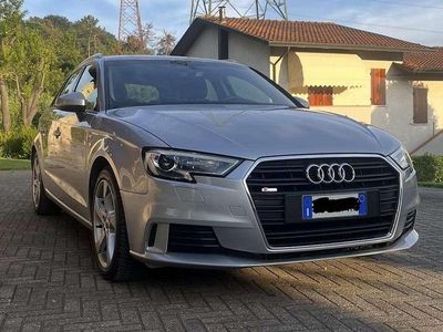 Usata Audi A3 Business 116 CV (85 kW) 2019 Argento Berlina