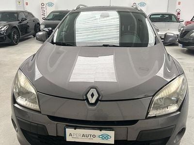 Grigio Usata 2010 Renault Laguna GrandTour Station wagon | 2500 €