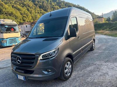 Occasion Mercedes Sprinter 150 ch (110 kW) 2024 Van