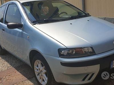 Usata Fiat Punto 60 CV (44 kW) 2002 Utilitaria