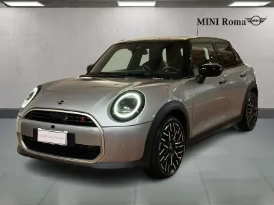 Gebraucht Mini Cooper S Favoured 204 PS (150 kW) 2026 Silber Kleinwagen