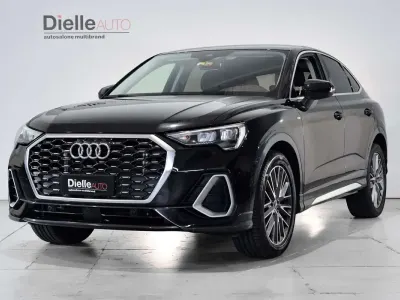 Usata Audi Q3 Sportback S-Line 150 CV (110 kW) 2023 Nero mito metallizzato SUV