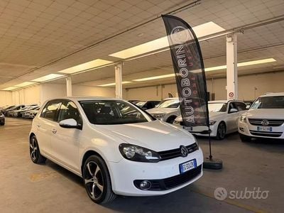 Usata VW Golf VI Highline 122 CV (89 kW) 2011 Bianco Utilitaria